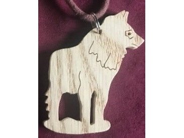 232 Wolf Wooden Necklace